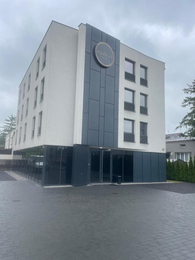 Hotel Parrot Рашин Экстерьер фото